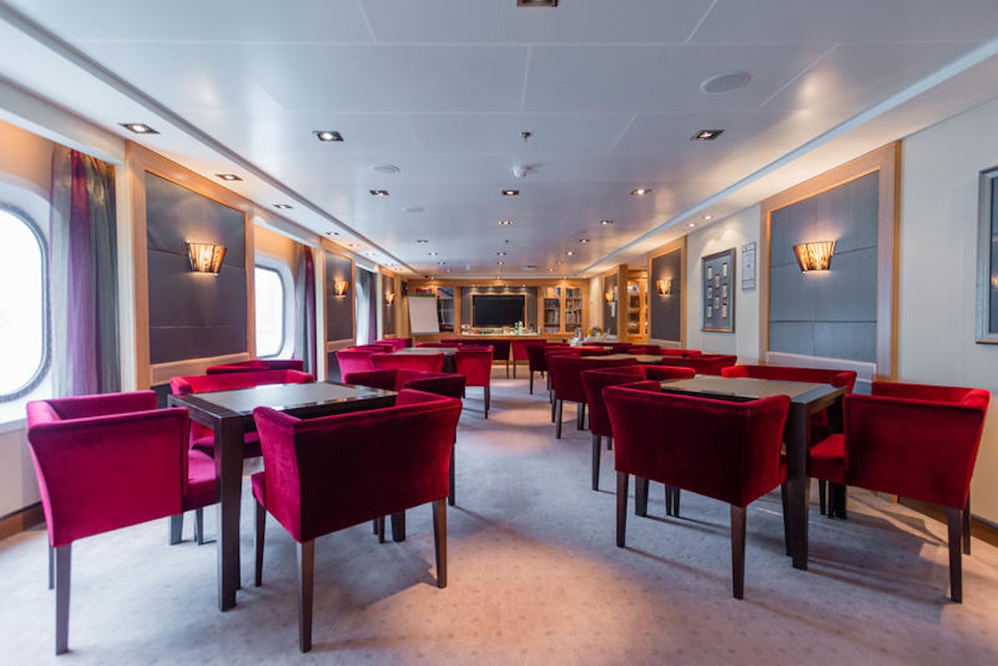Card Room on Seabourn Quest