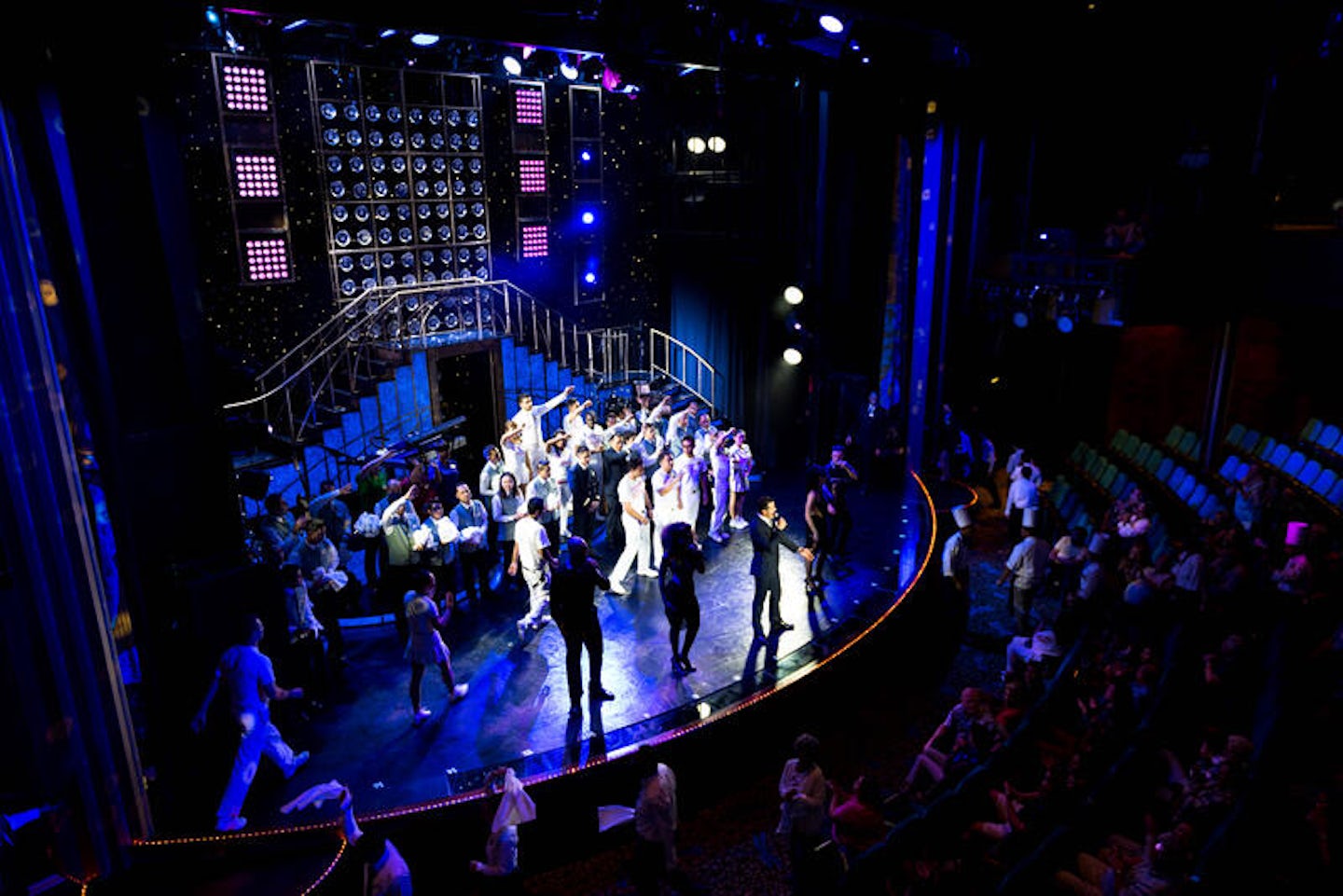 "Farewell Show" at Stardust Theater on Norwegian Pearl