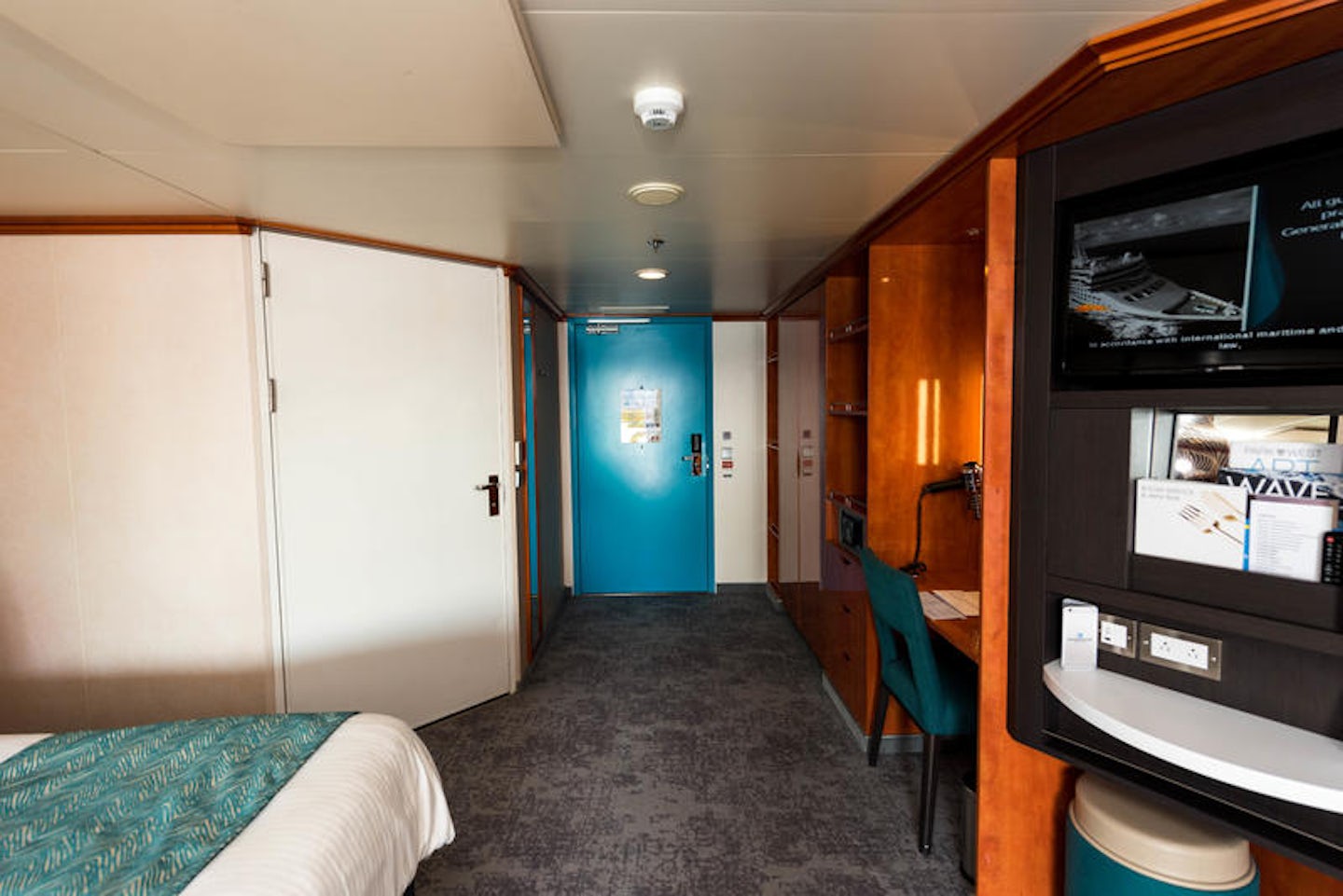The Aft-Facing Mini-Suite on Norwegian Pearl
