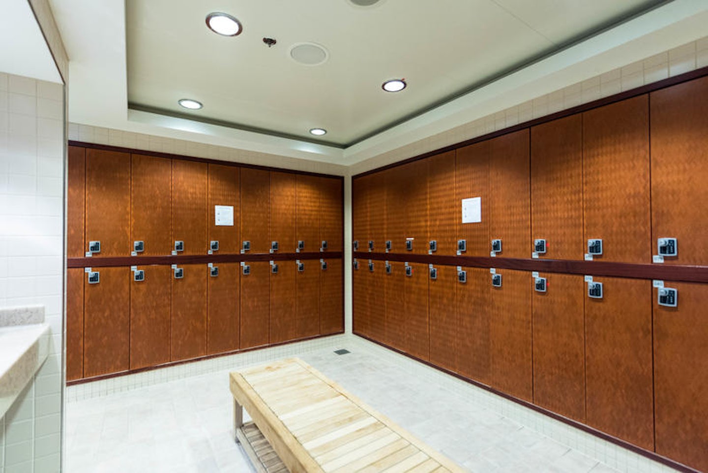 Locker Room at Mandara Spa Norwegian Pearl