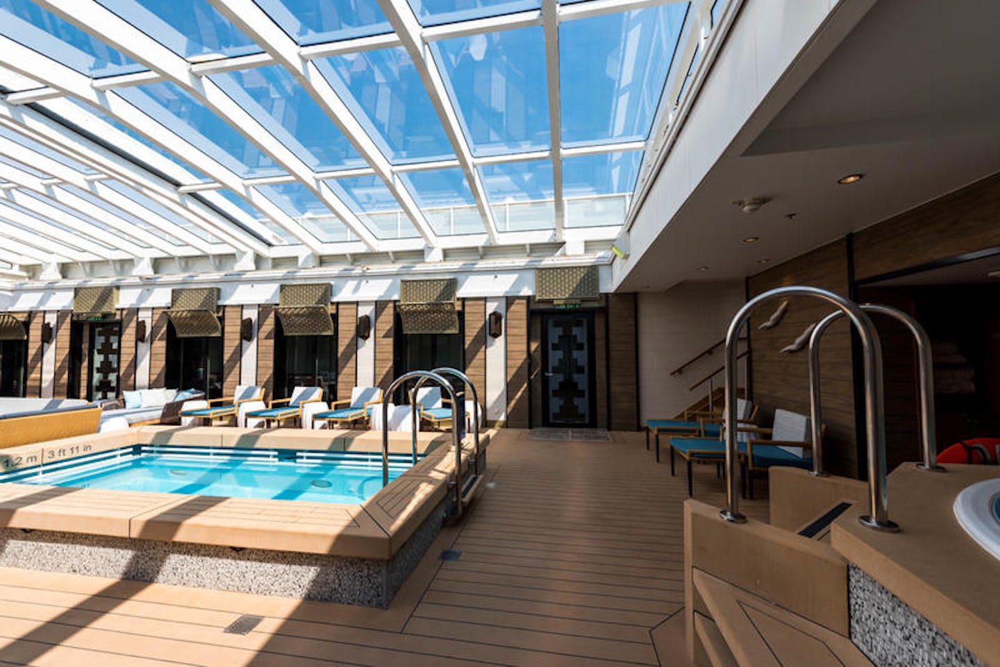 The Haven Courtyard on Norwegian Pearl
