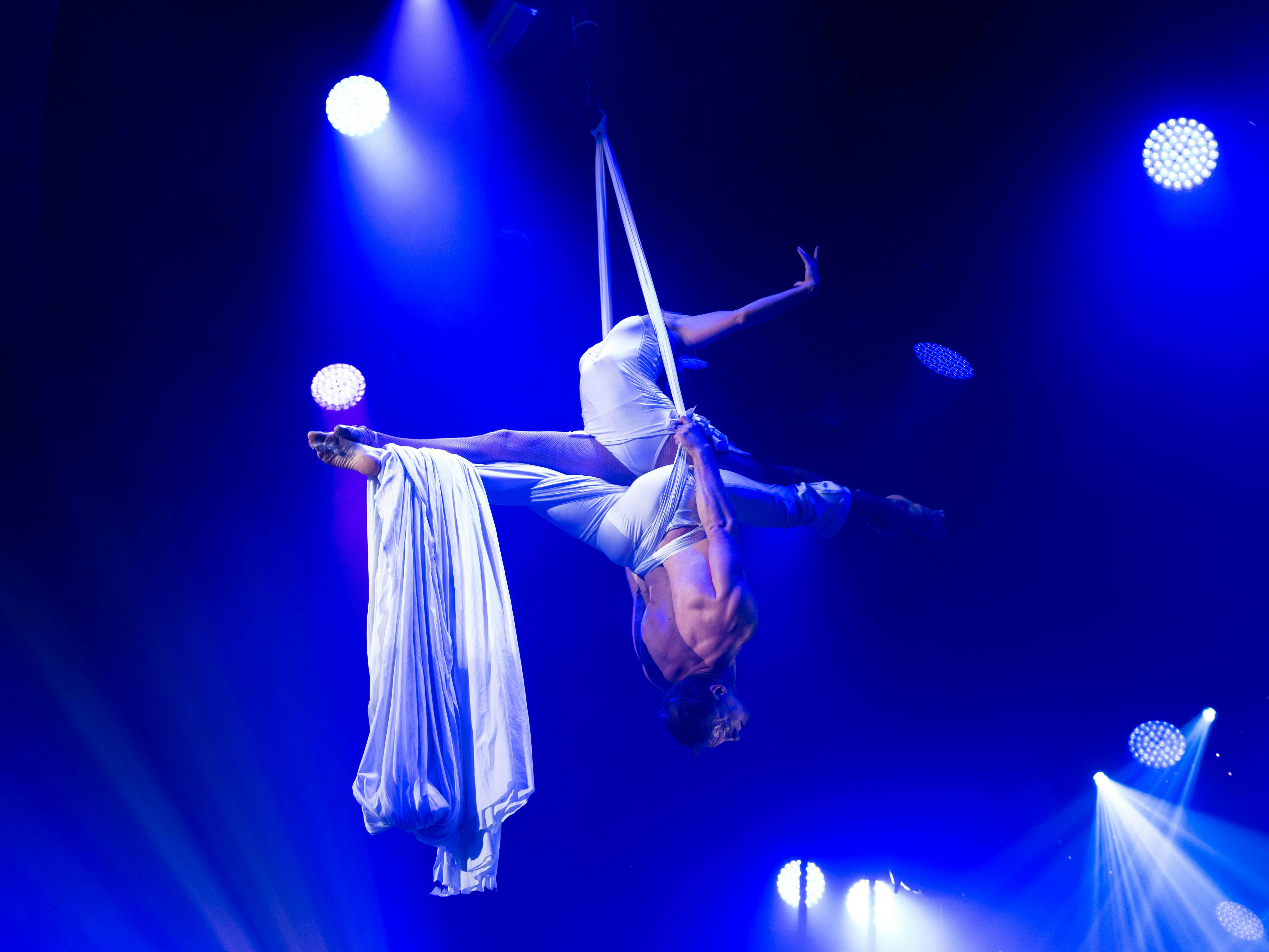 Norwegian Pearl Activities, Entertainment & Amenities for Kids & Adults