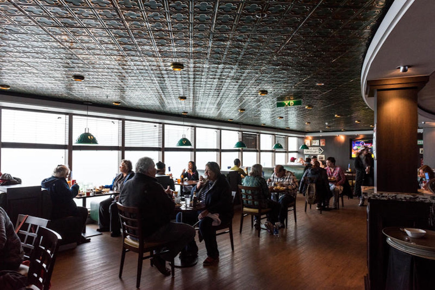 O'Sheehan's Neighborhood Bar & Grill on Norwegian Pearl