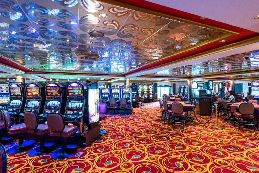 norwegian pearl cruise ship casino