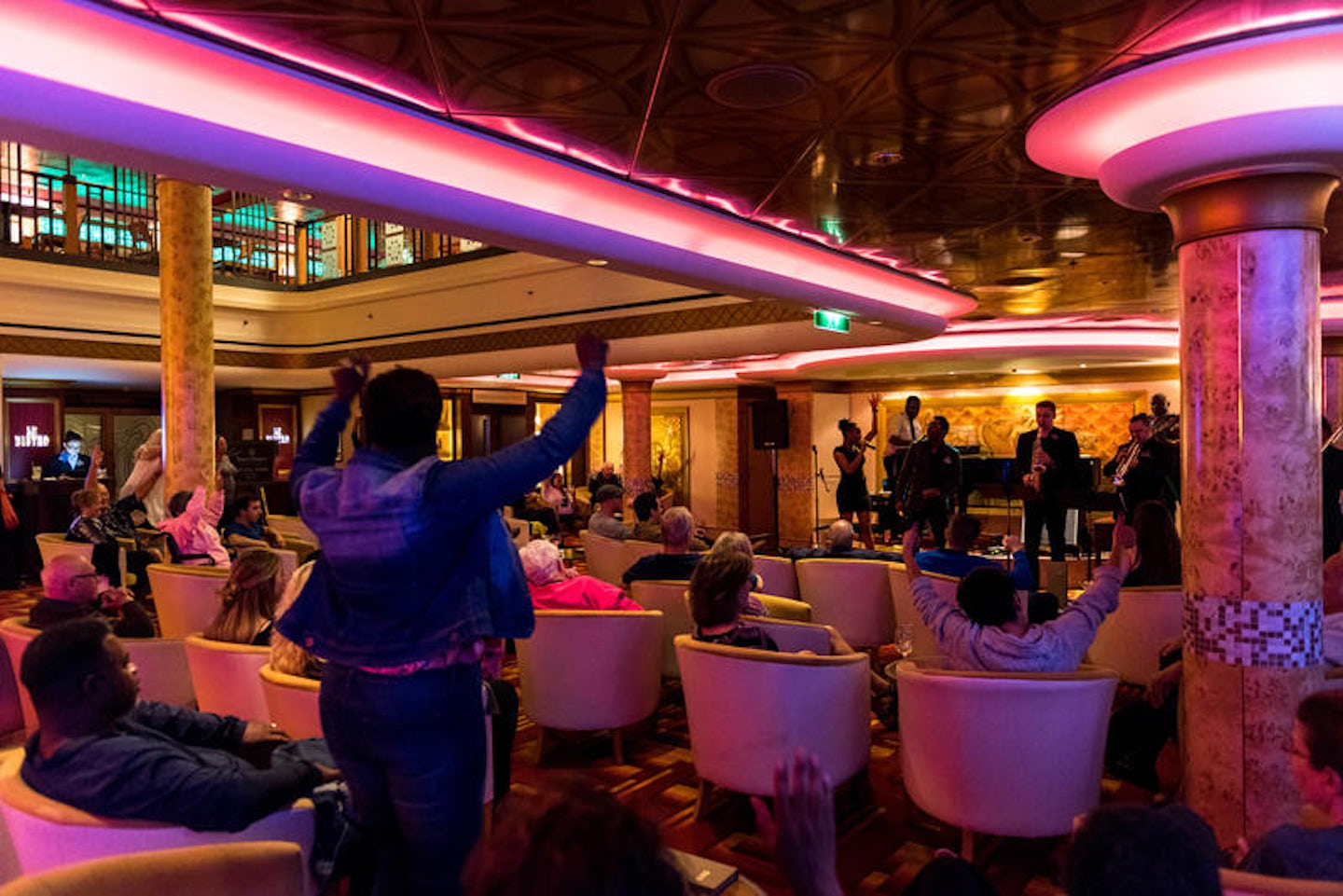 Live Music at Magnum's Champagne & Wine Bar on Norwegian Pearl