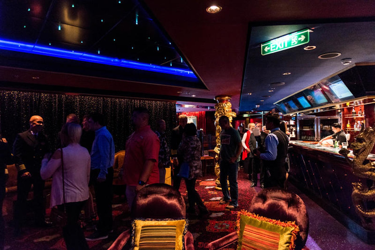 Captain's VIP Cocktail Party in Bliss Ultra Lounge on Norwegian Pearl