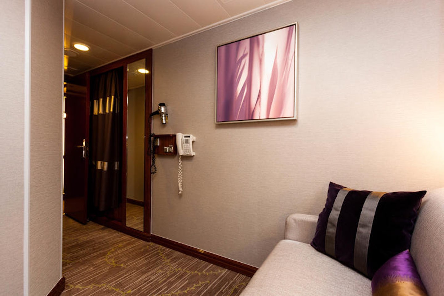 Two-Bedroom Family Suite on Norwegian Jade