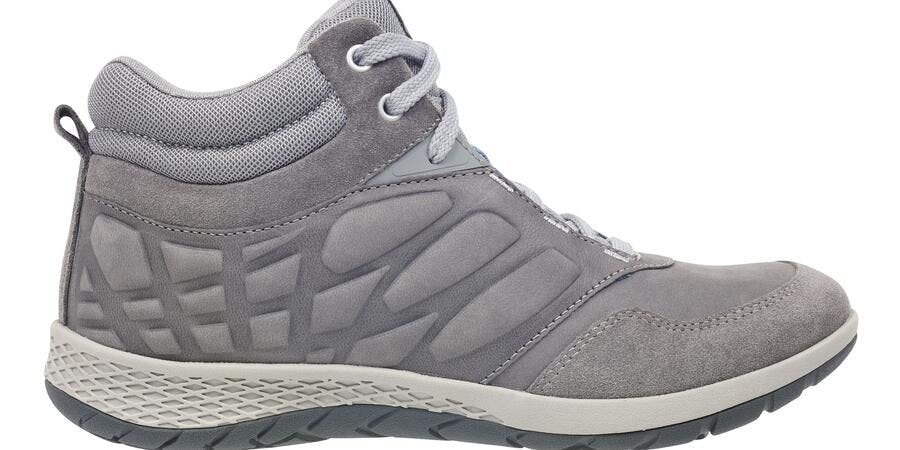 Best Women's Shoes for a Cruise