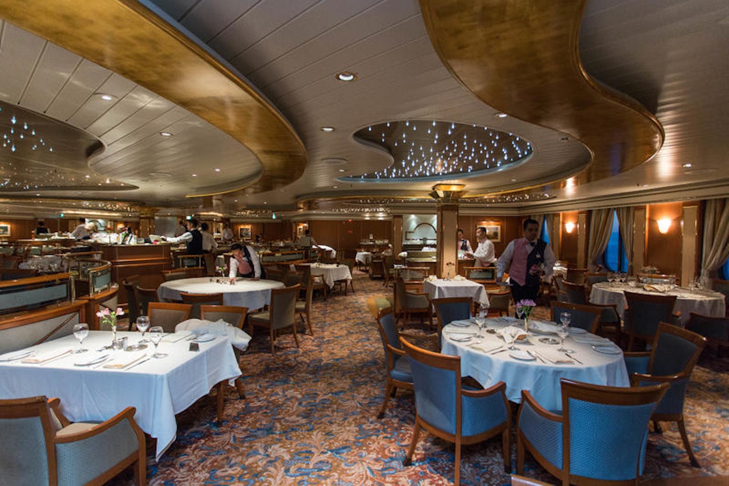 Provence Dining Room on Coral Princess