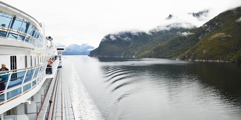 Cruising through Fiordland National Park, New Zealand on Golden Princess (Photo: Princess Cruises)