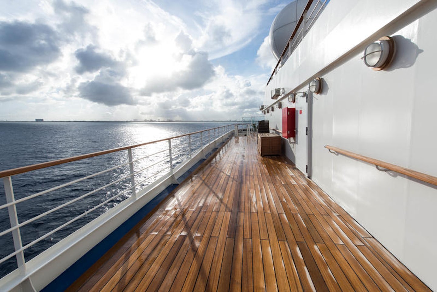Exterior Decks on Silver Muse