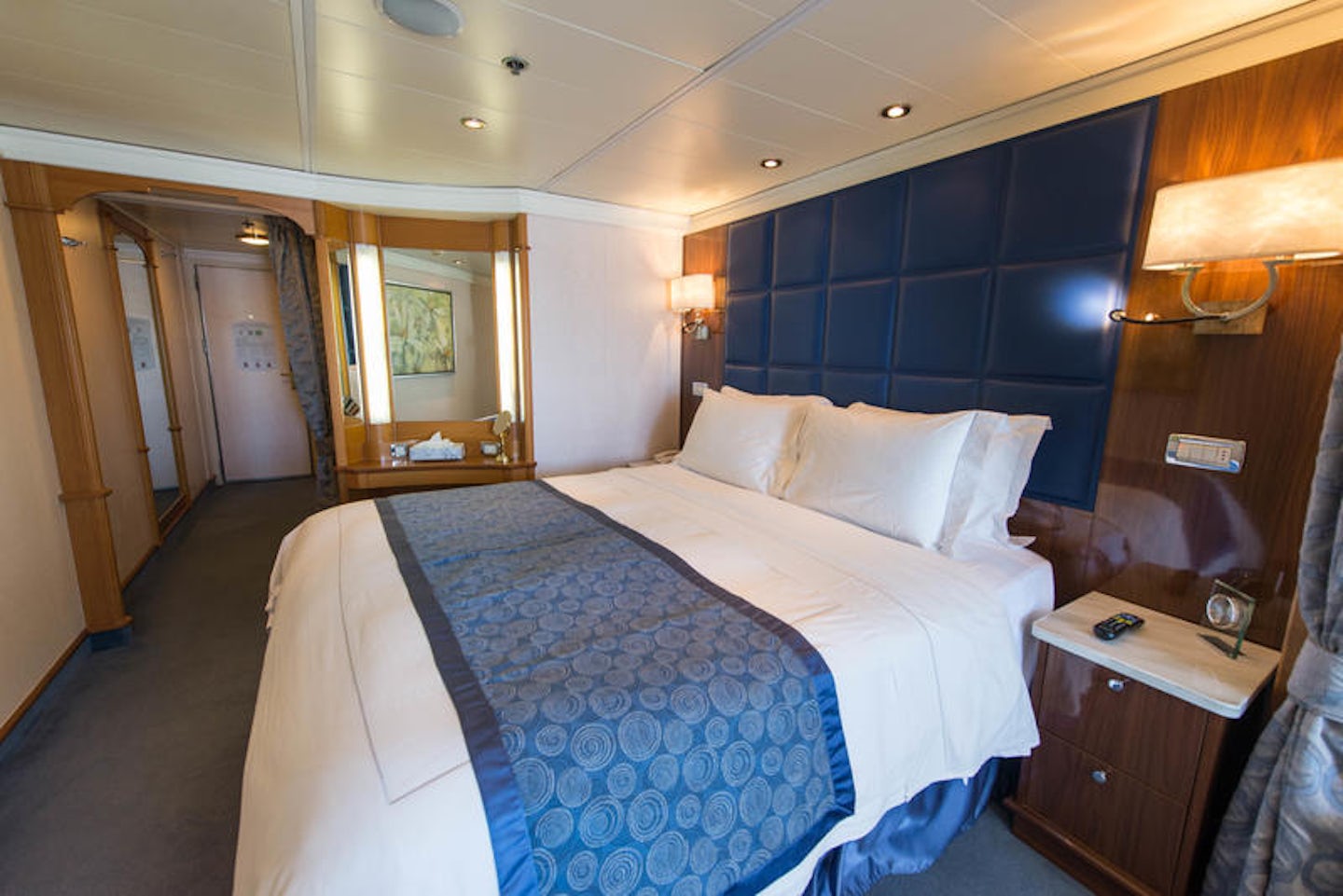 The Deluxe Suite on Seven Seas Navigator