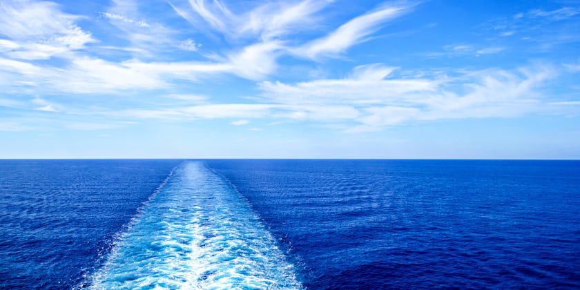 Cruise ship wake or trail on ocean surface (Photo: Alena Stalmashonak/Shutterstock)