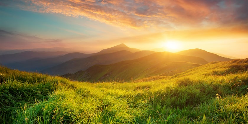 Scenic Sunset Valley Overlook (Photo: biletskiy/Shutterstock) 