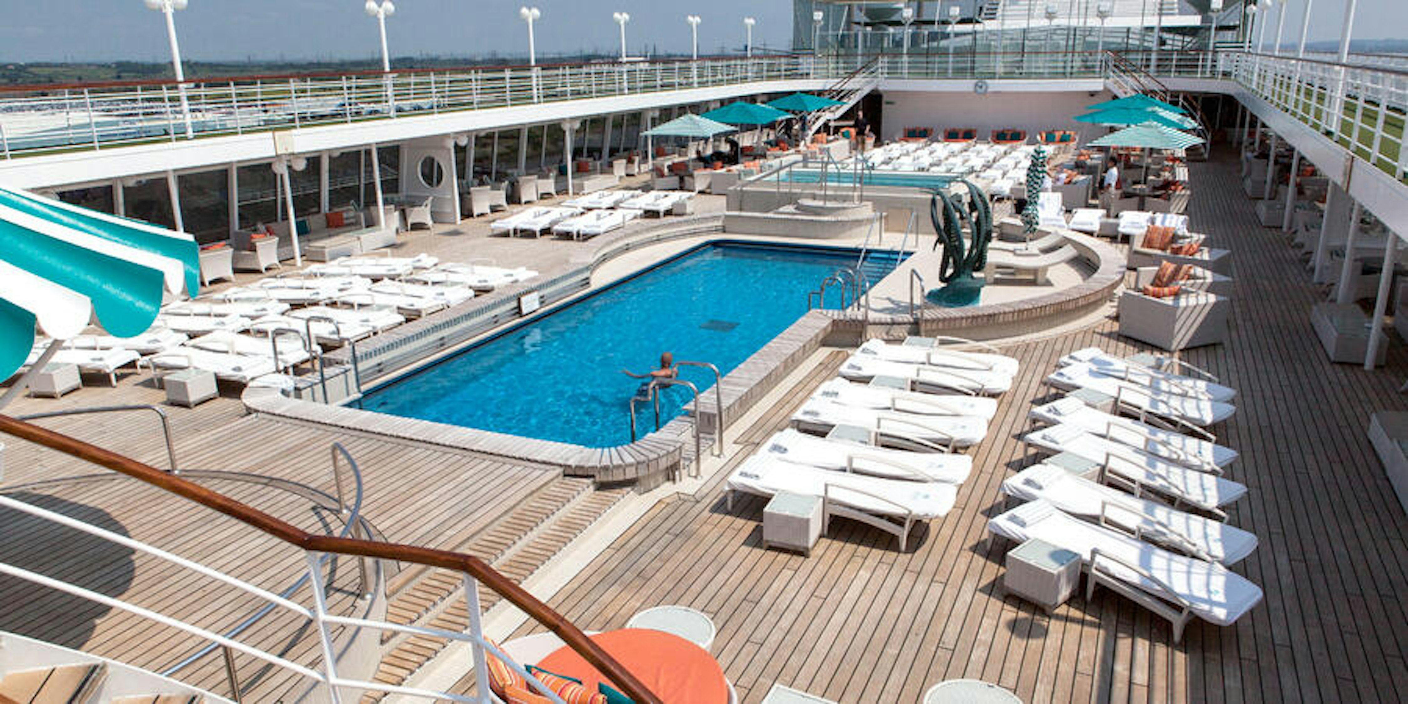 cruise ship sun deck