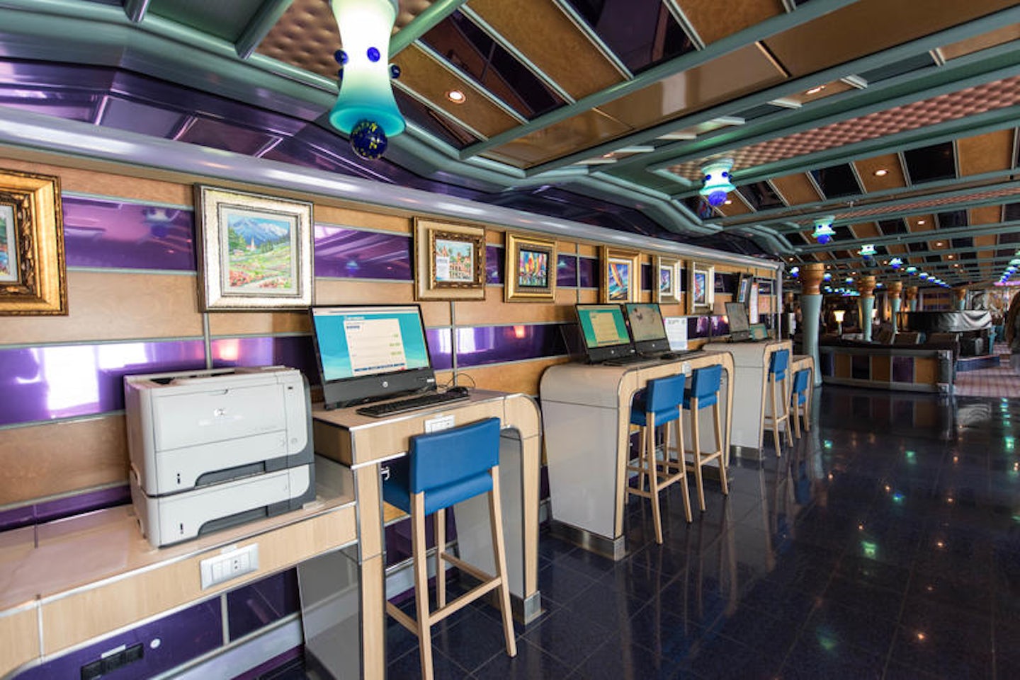 Internet Cafe on Carnival Miracle