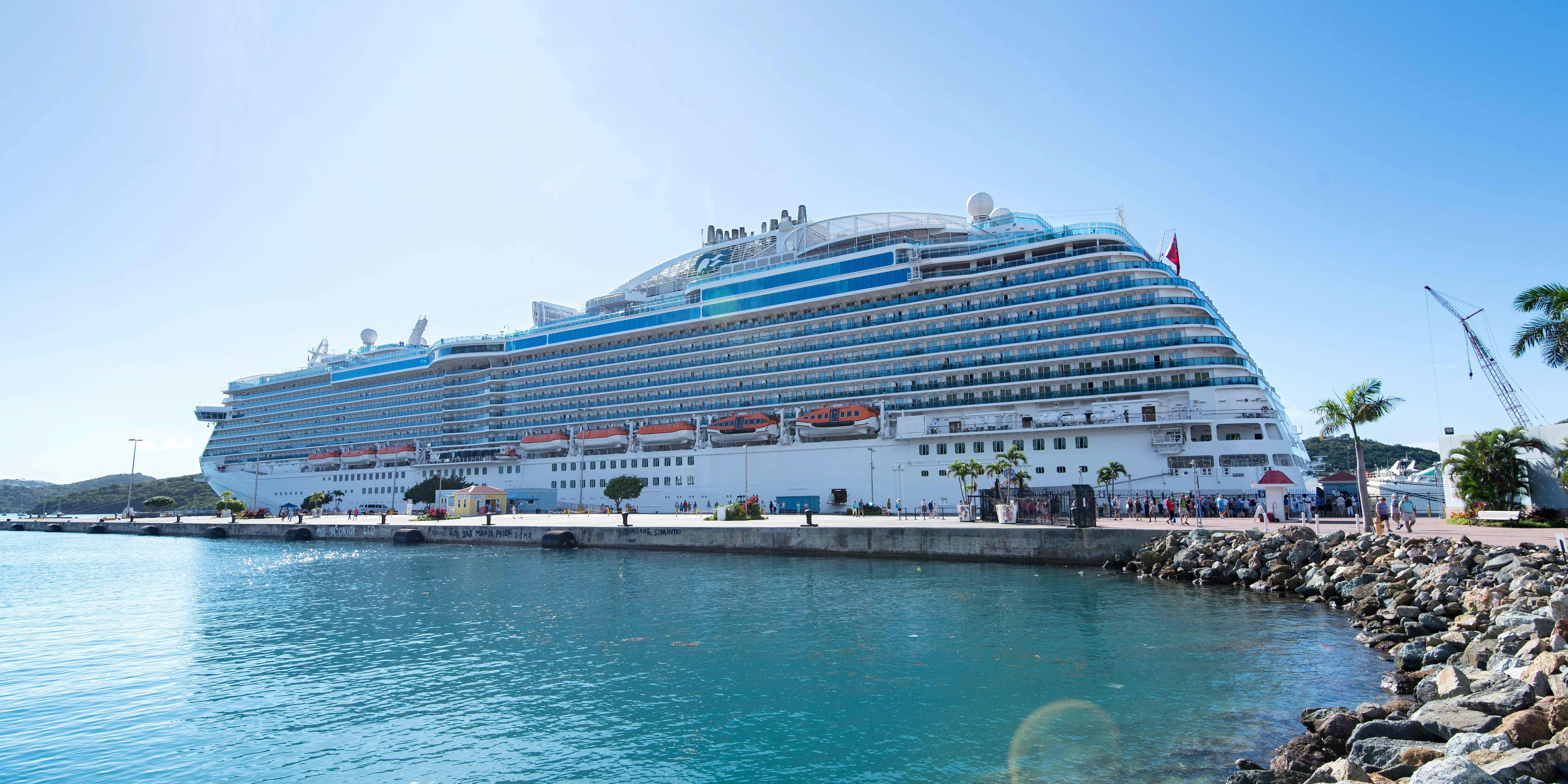 How Do Cruise Ships Work?