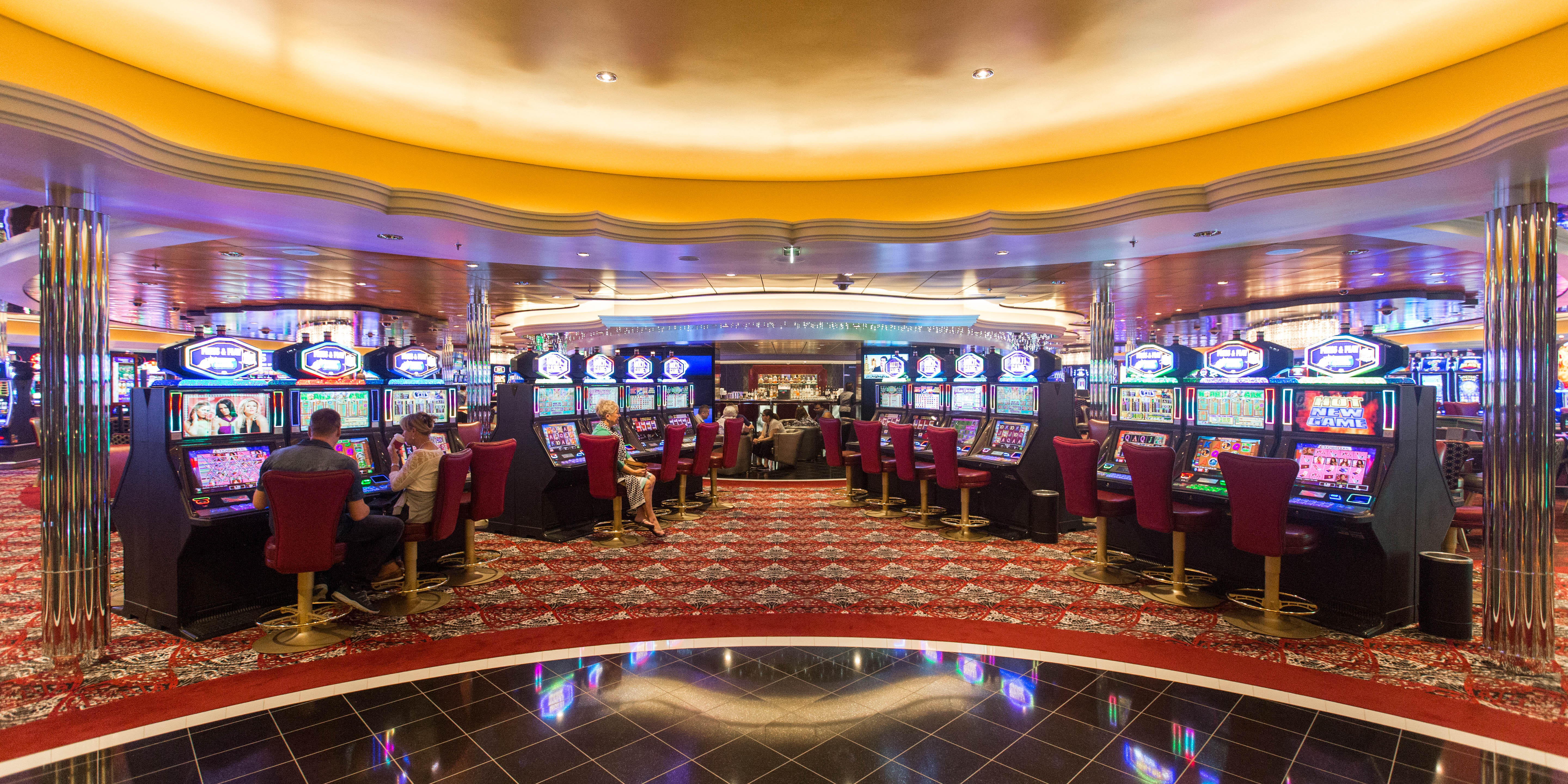 do celebrity cruises have casinos