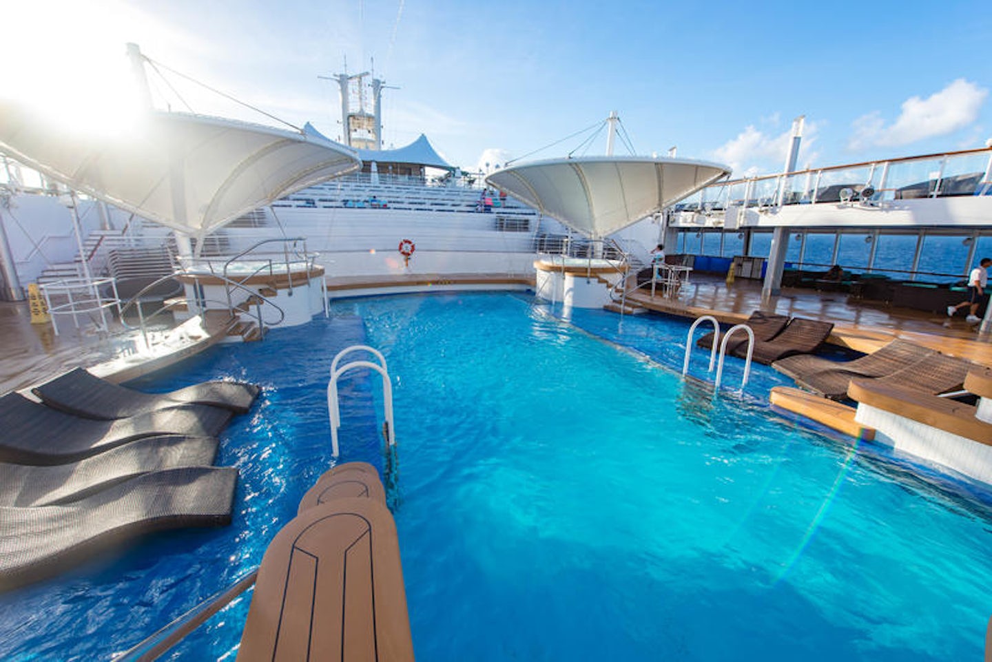 Oasis Pool on Norwegian Dawn Cruise Ship - Cruise Critic