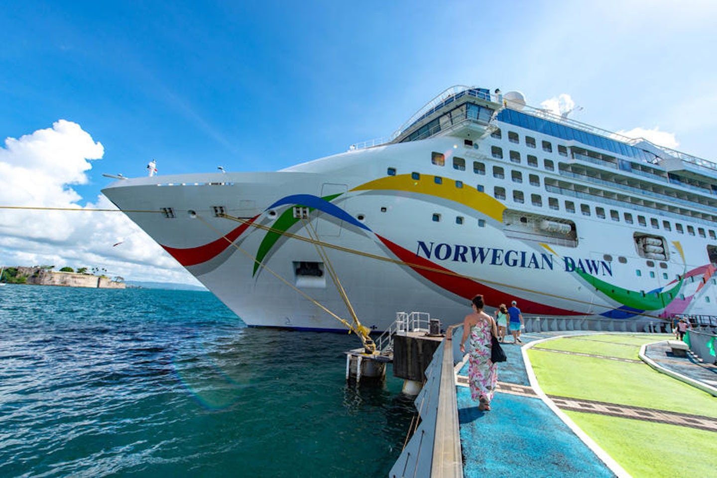where is the norwegian dawn cruise ship now