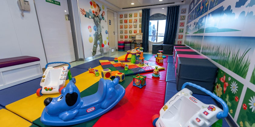 Guppies Playroom on Norwegian Dawn (Photo: Cruise Critc)