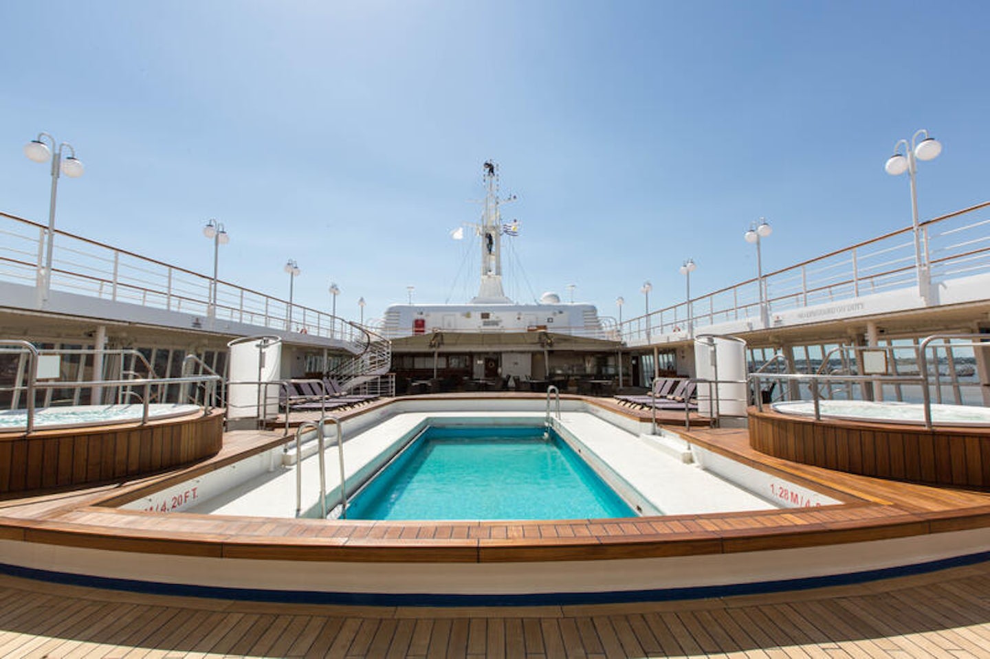 The Pool on Silver Cloud Expedition