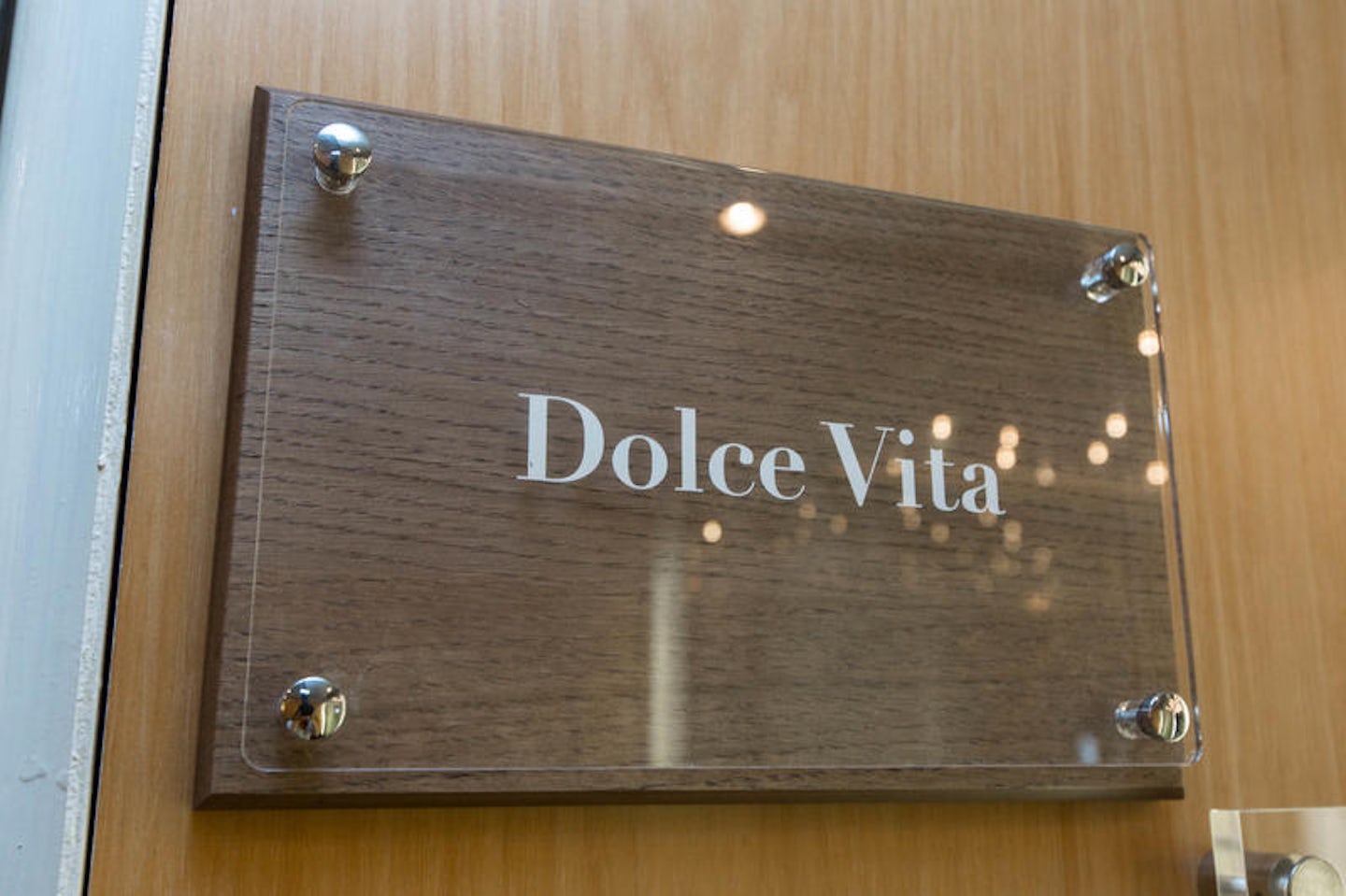 Dolce Vita on Silver Cloud Expedition