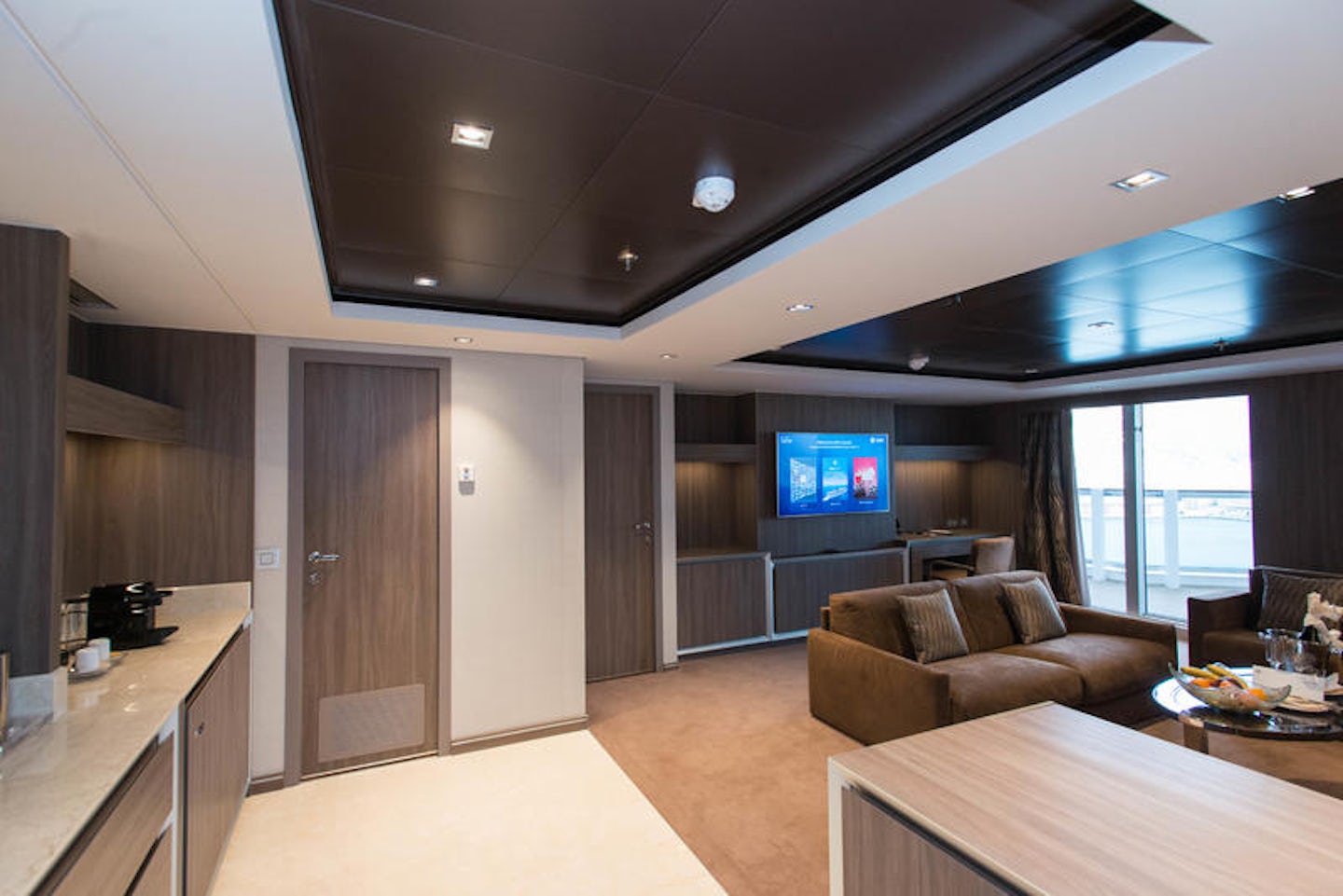 msc yacht club royal suite deck 16