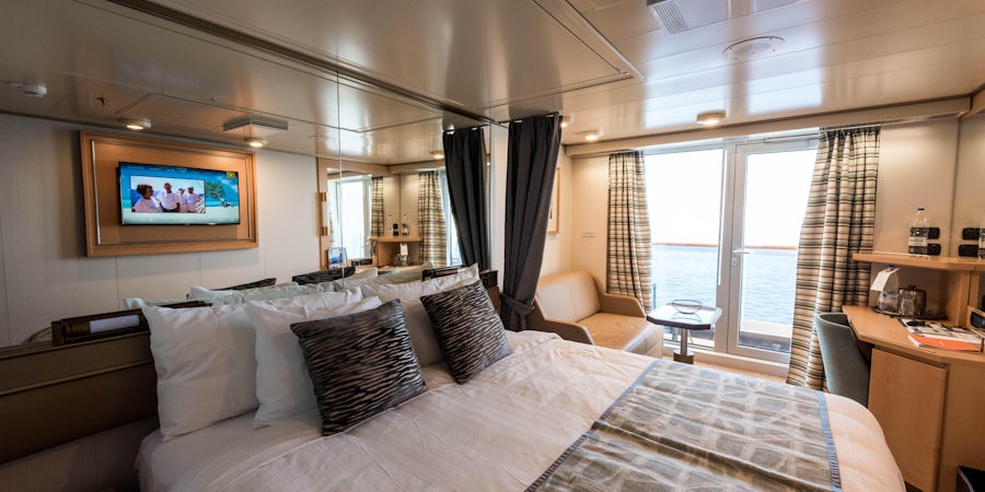 Choosing a Cruise Ship Room: What to Expect 
