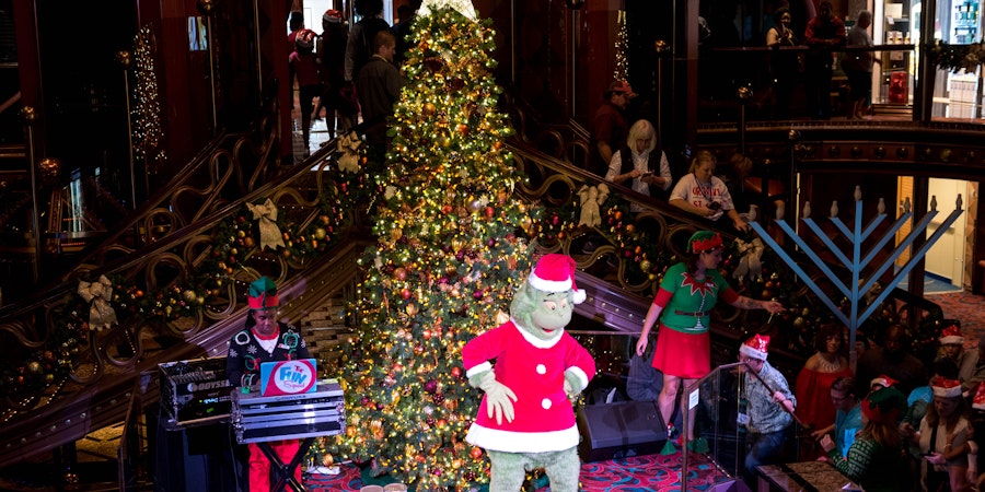 Christmas Cruises A Guide To Onboard Festivities