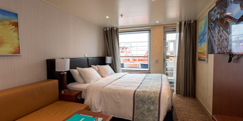 Obstructed View Junior Suite (Photo: Cruise Critic)