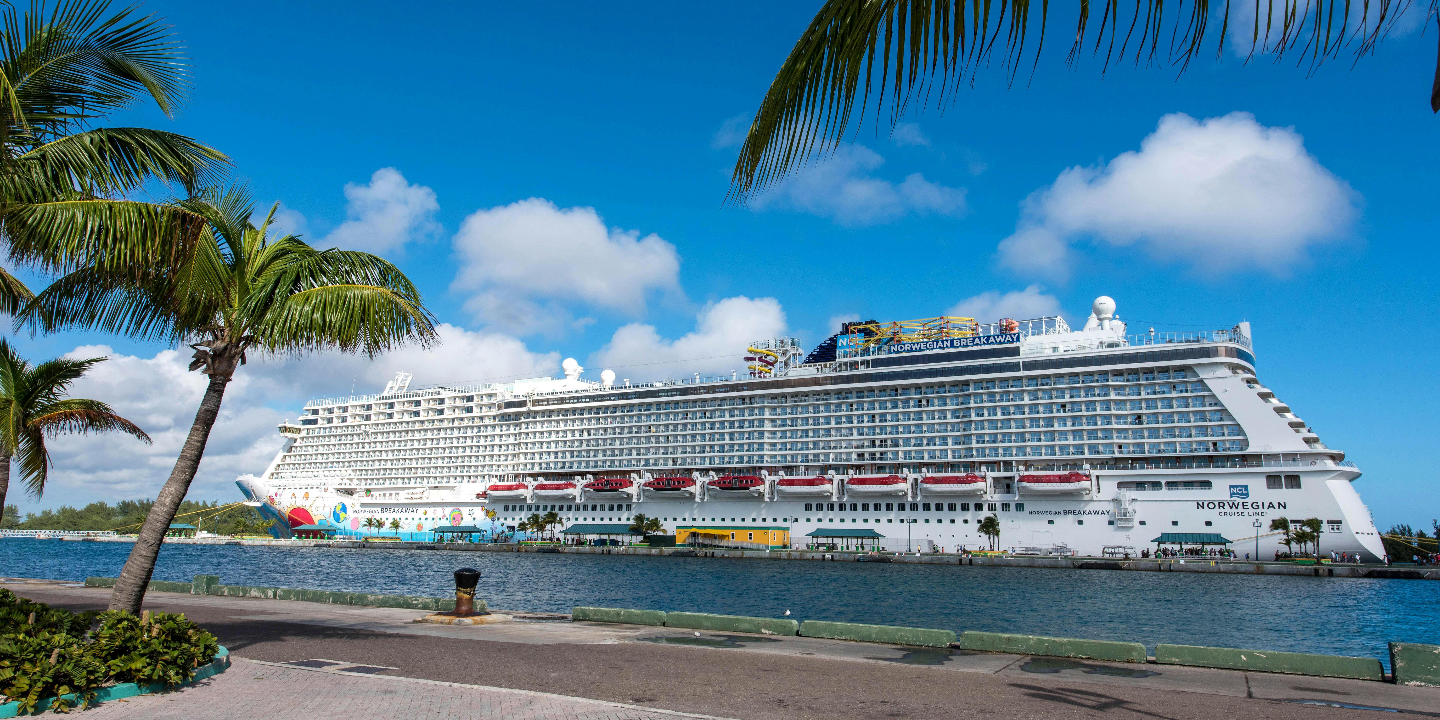 5 Lines That Make Gift Giving Easy With Cruise Gift Cards