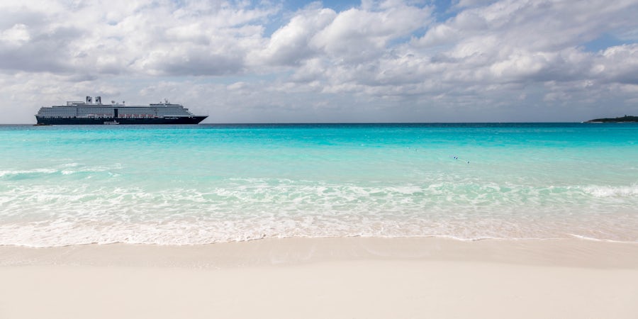 21 Signs You're a Cruise Addict