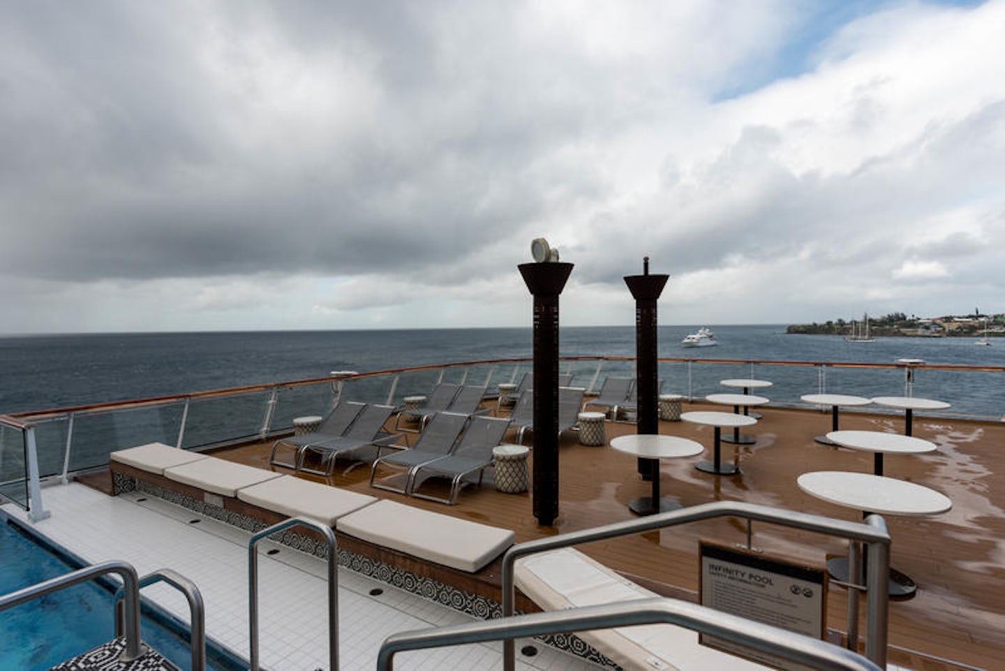Aquavit Terrace and Bar on Viking Sea