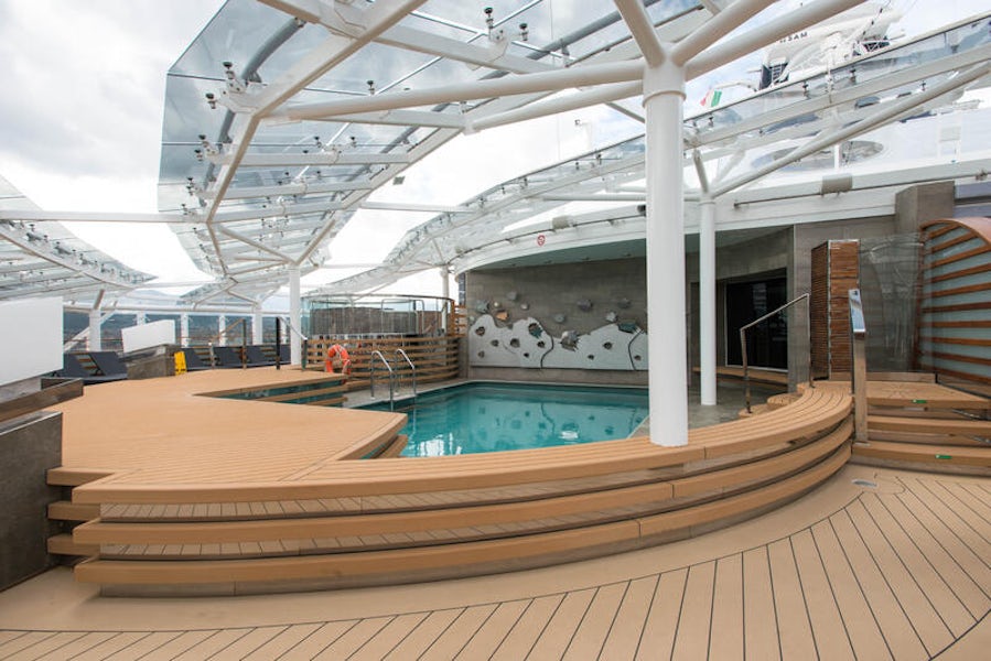 yacht club pool refurb