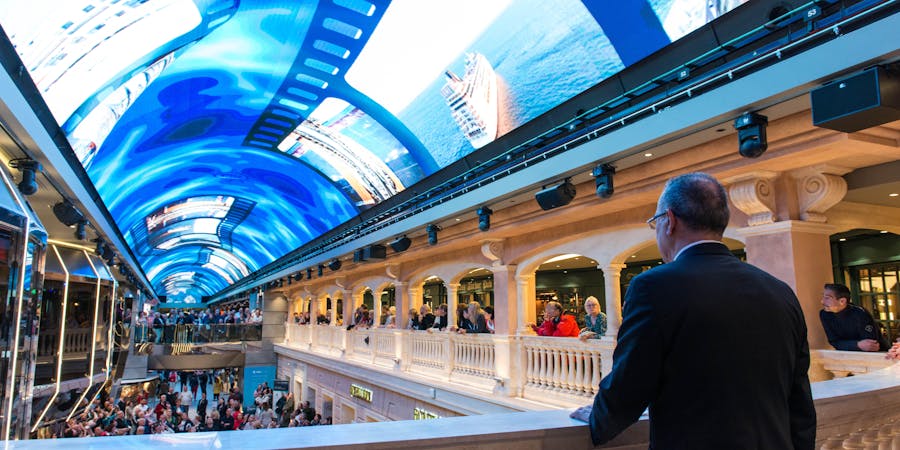 Galleria Meraviglia on MSC Meraviglia Galleria Meraviglia on MSC Meraviglia