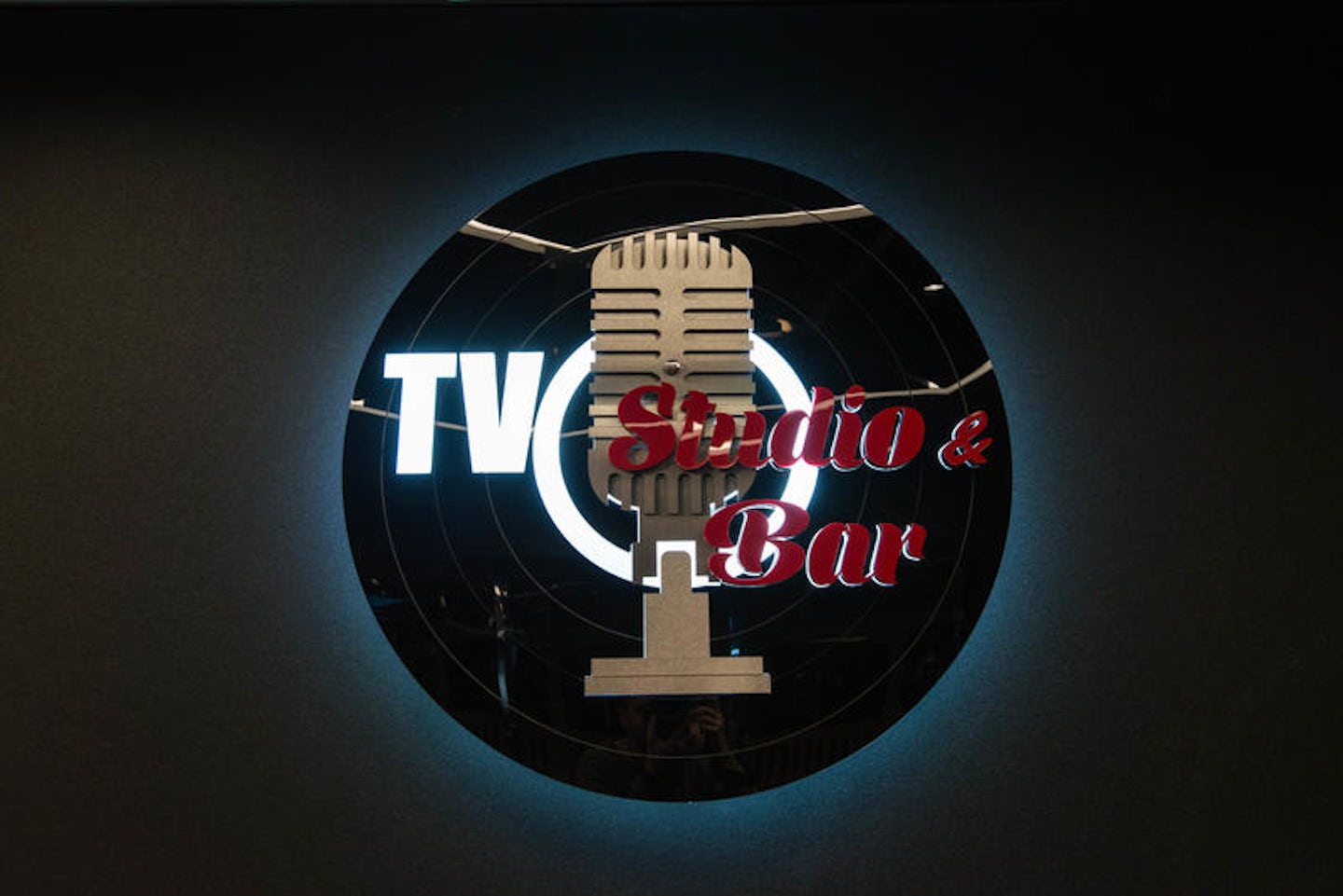 TV Studio & Bar on MSC Meraviglia