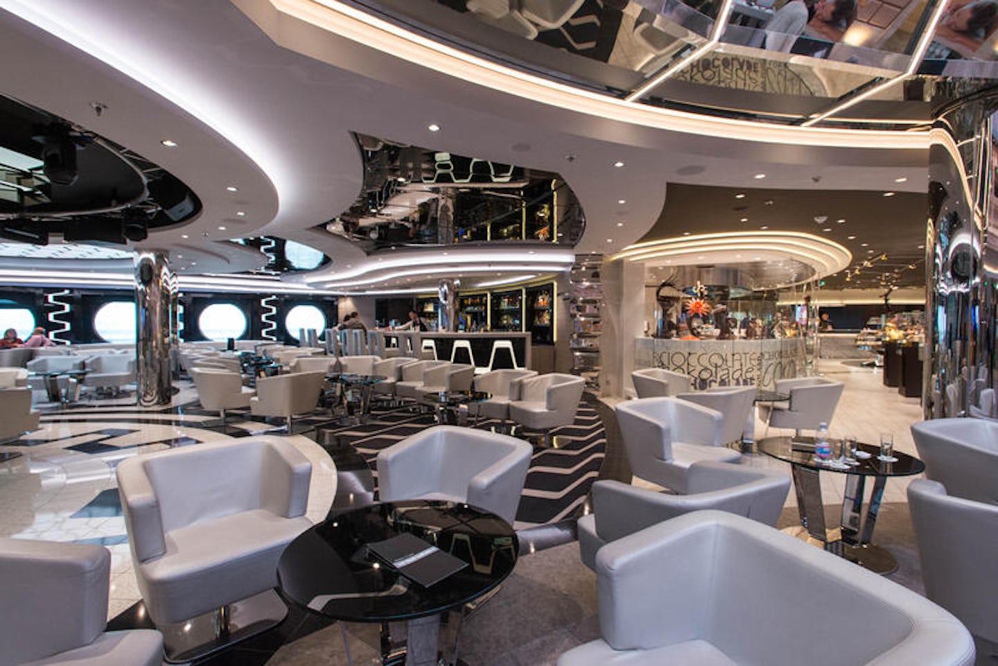 Meraviglia Bar & Lounge on MSC Meraviglia