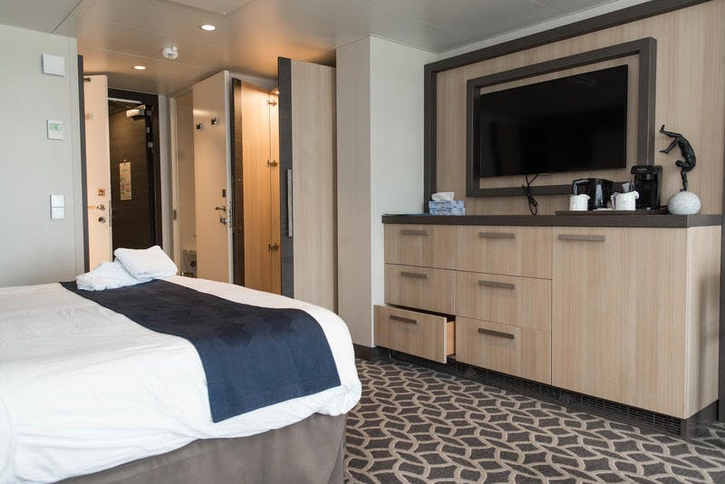 Junior Suite with Balcony on Royal Caribbean Anthem of the Seas Ship