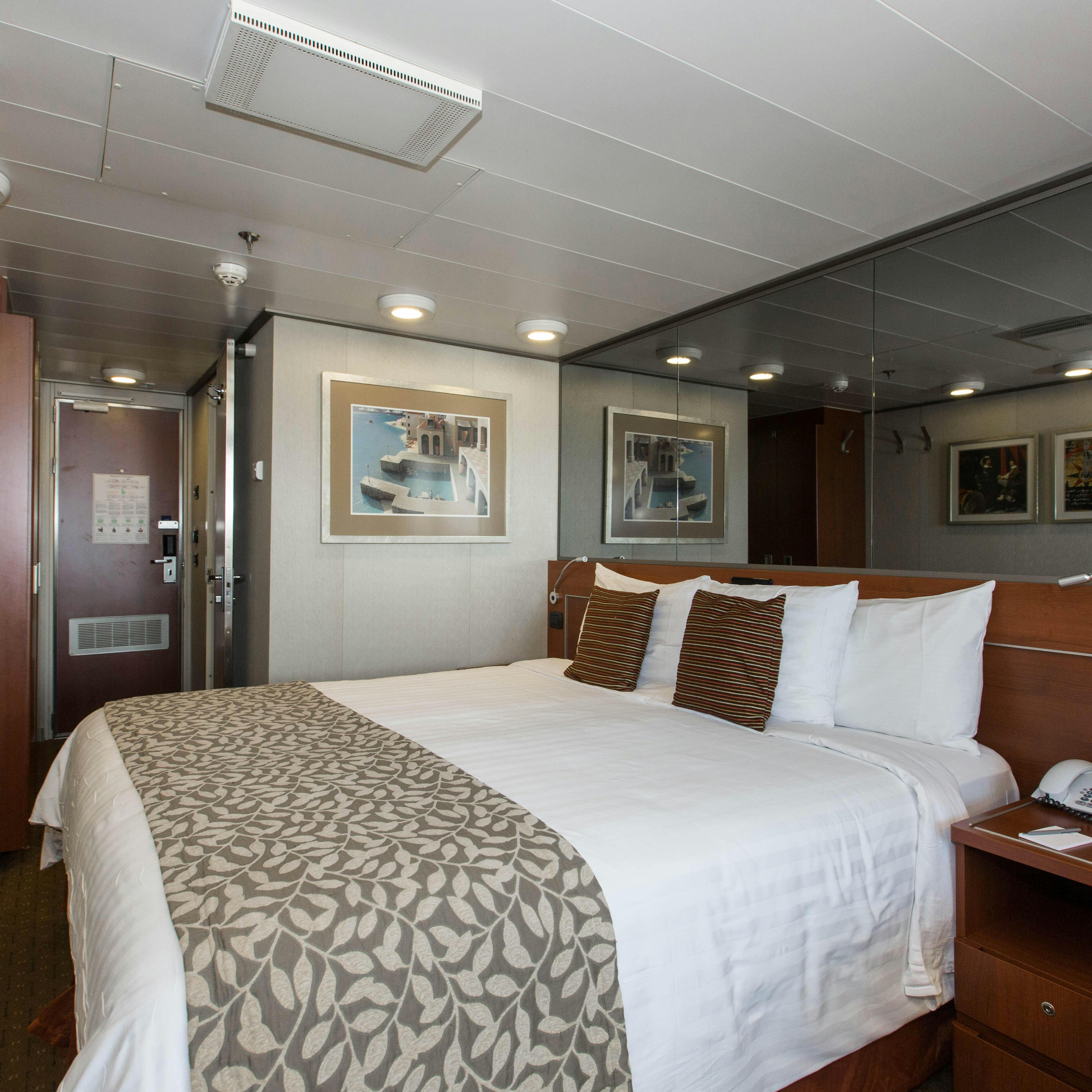 Nieuw Amsterdam Cabins Staterooms On Cruise Critic   Image X 11 