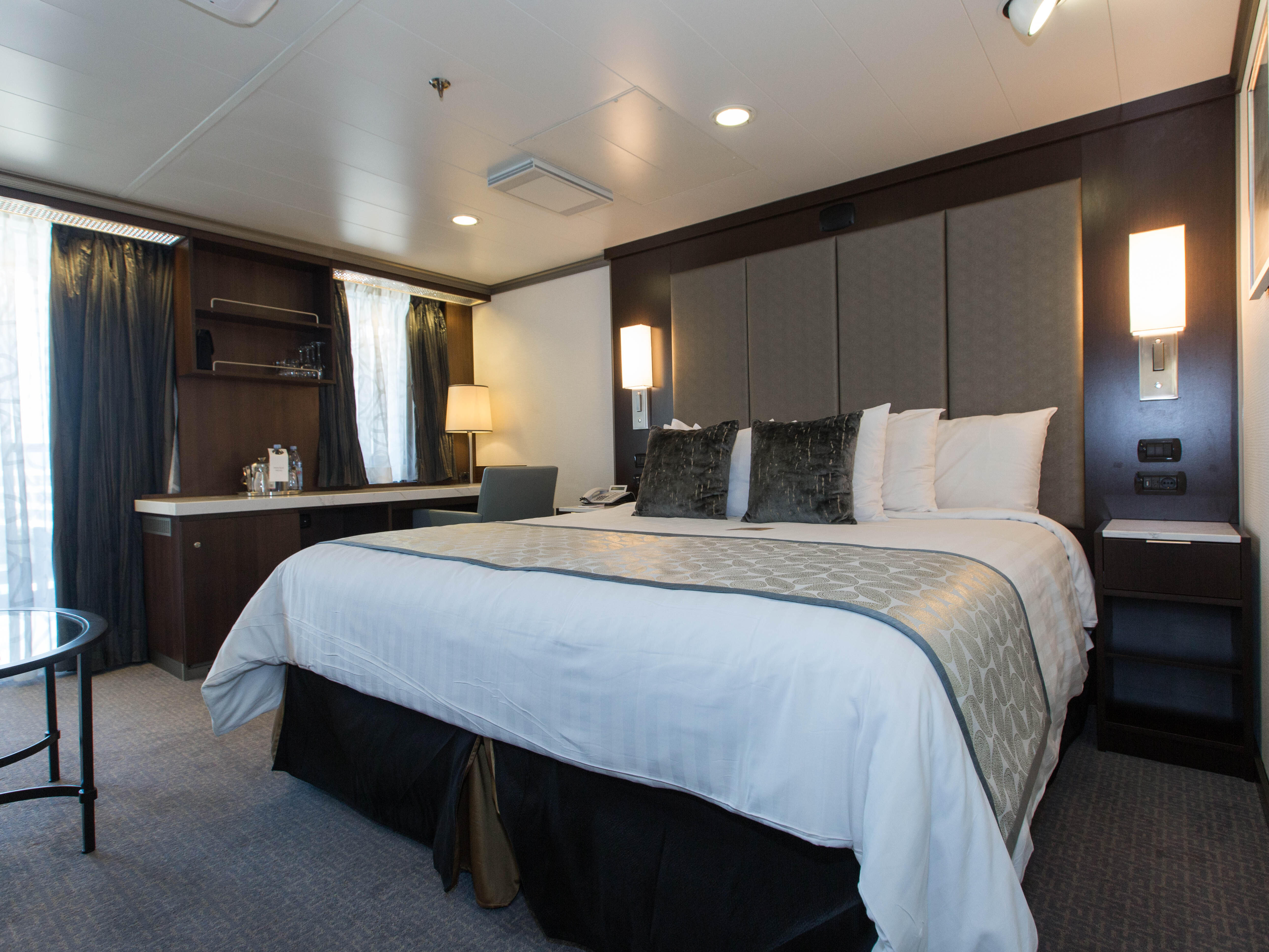 Nieuw Amsterdam Cabins Staterooms On Cruise Critic   Image X 32 