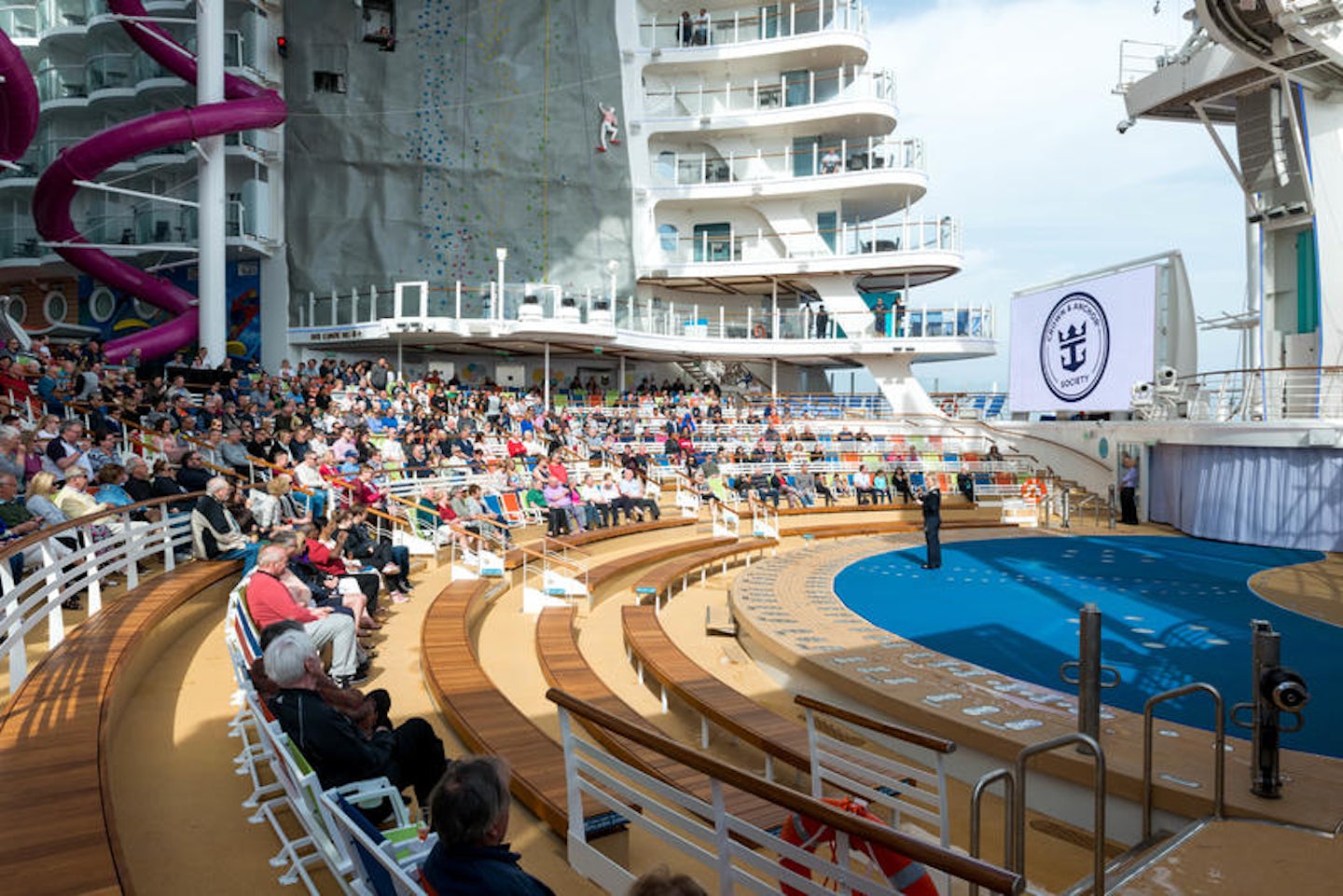 AquaTheater on Symphony of the Seas