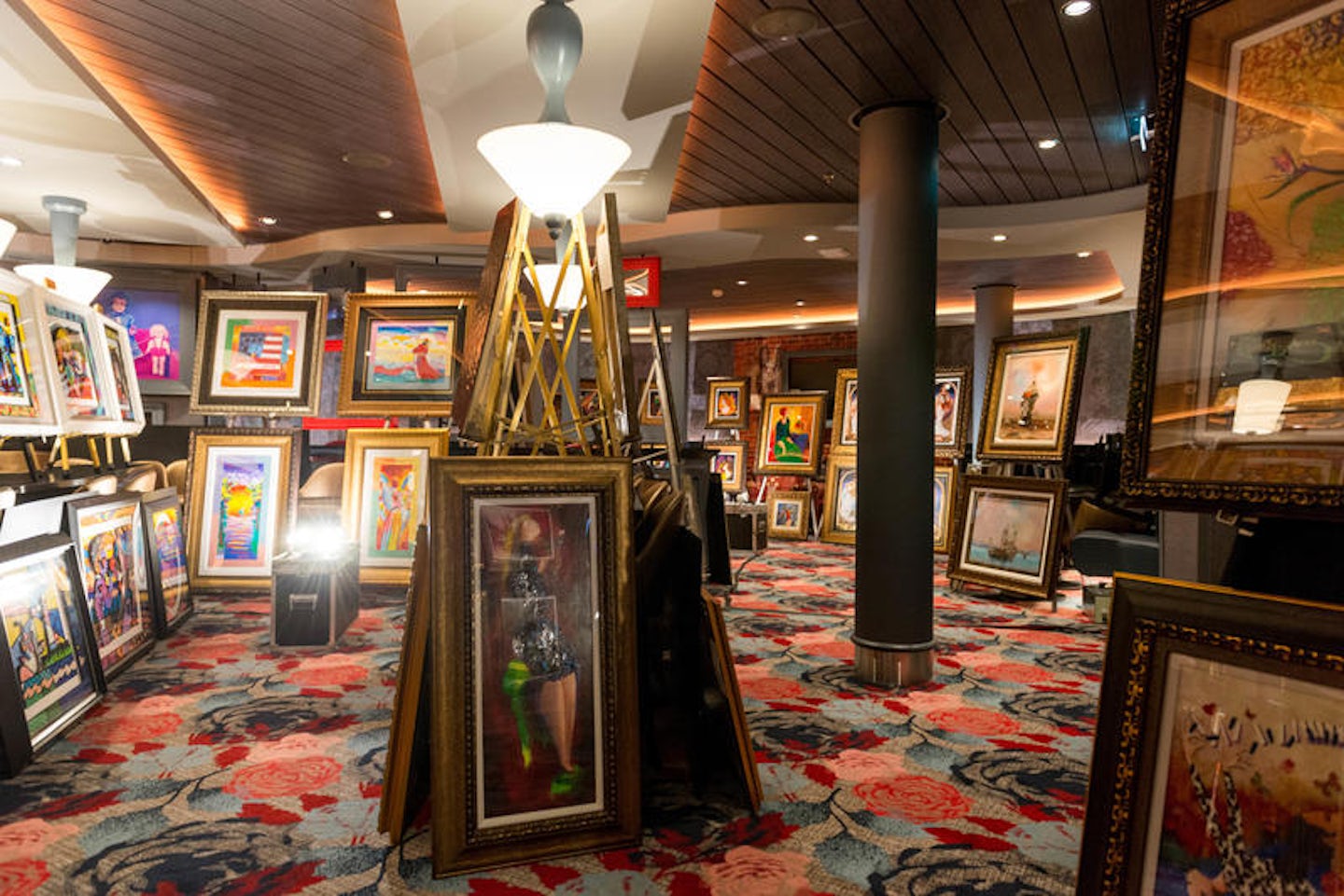 Art Auction on Symphony of the Seas