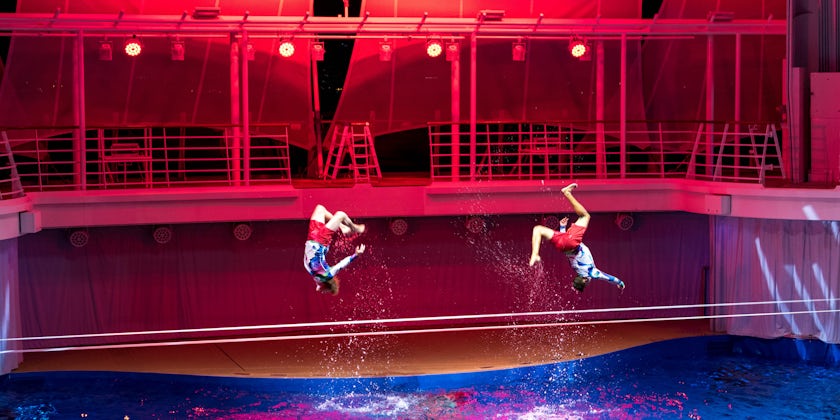 AquaTheater on Symphony of the Seas (Photo: Cruise Critic)