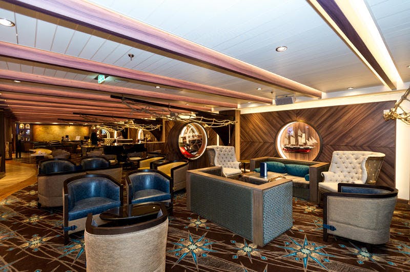 Schooner Bar on Royal Caribbean Symphony of the Seas Cruise Ship