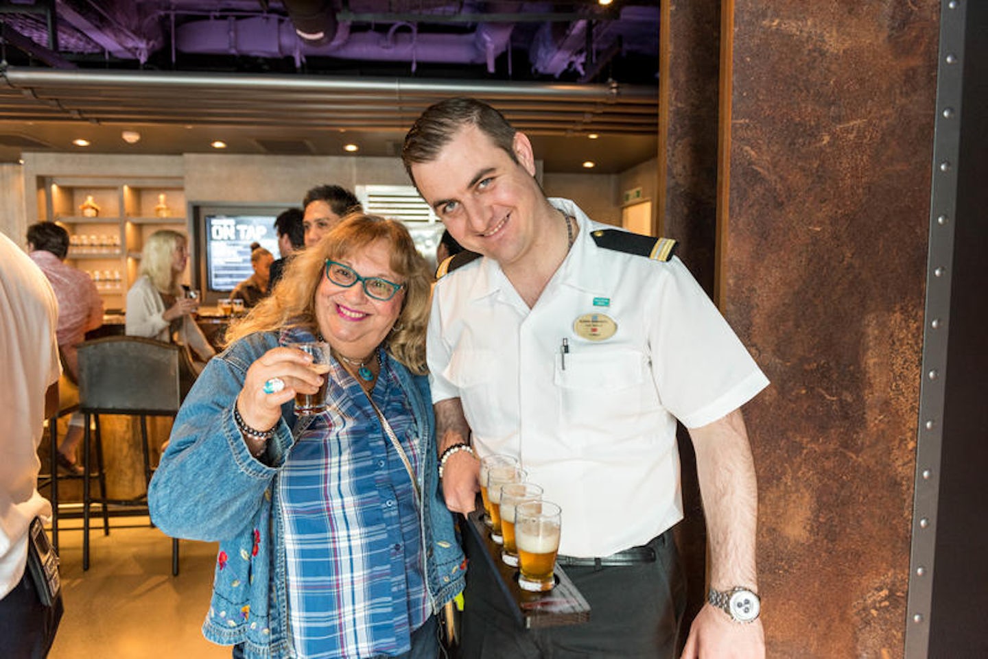 Beer Tasting with the Officers in The District Brew House on Norwegian Bliss