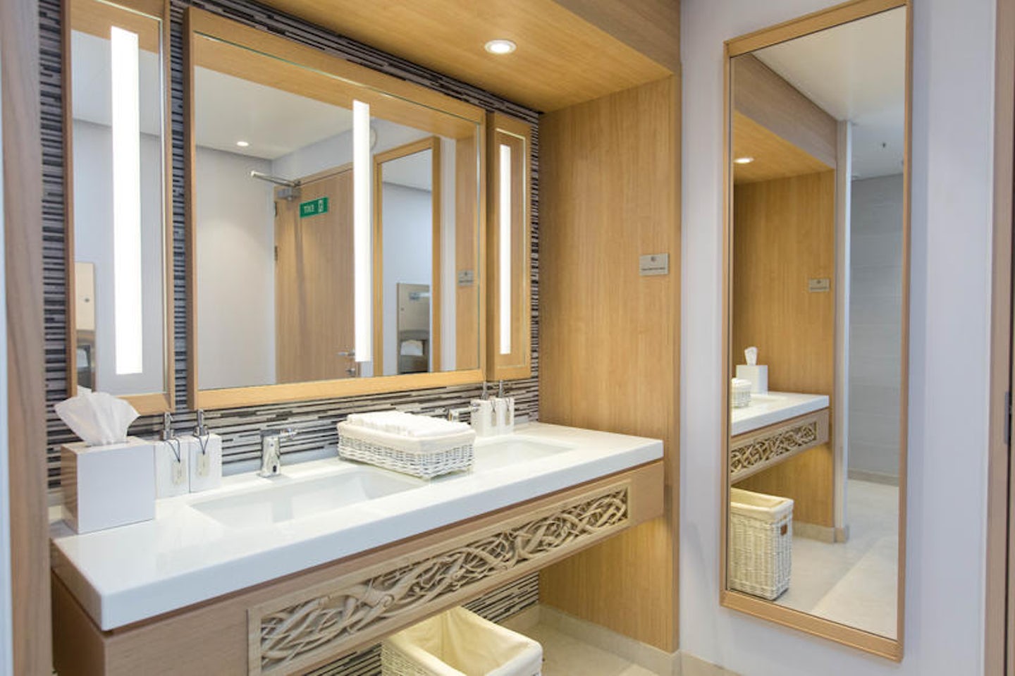 Public Restrooms on Viking Orion (Photo: Cruise Critic)