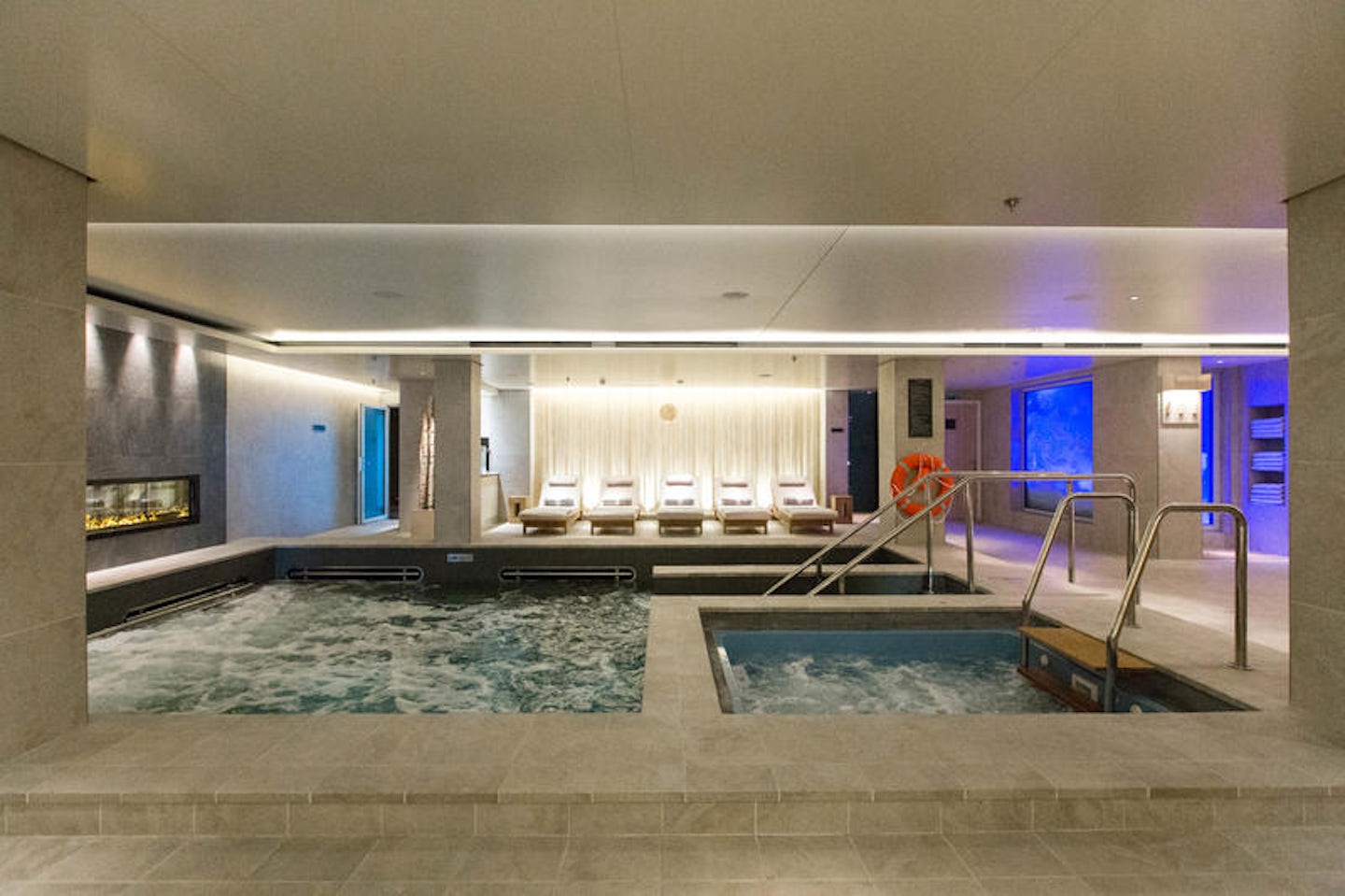 Vitality Pool & Hot Tub in the Spa on Viking Orion