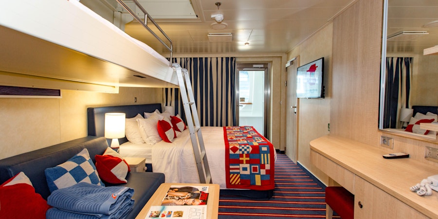 carnival cruise cabins that sleep 5