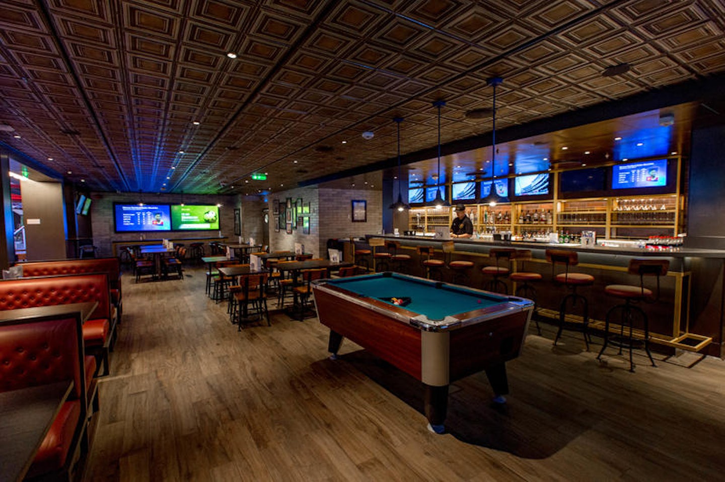 Playmakers Sports Bar & Arcade on Mariner of the Seas